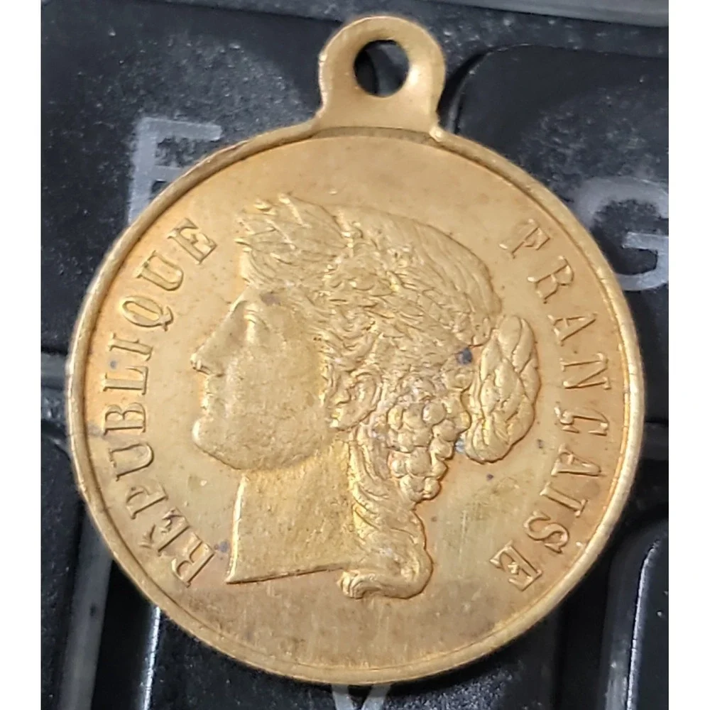 Antique 1886 French Medal Republique Francaise Cherbourg Grande Cavalcade Charm - Picture 4 of 4